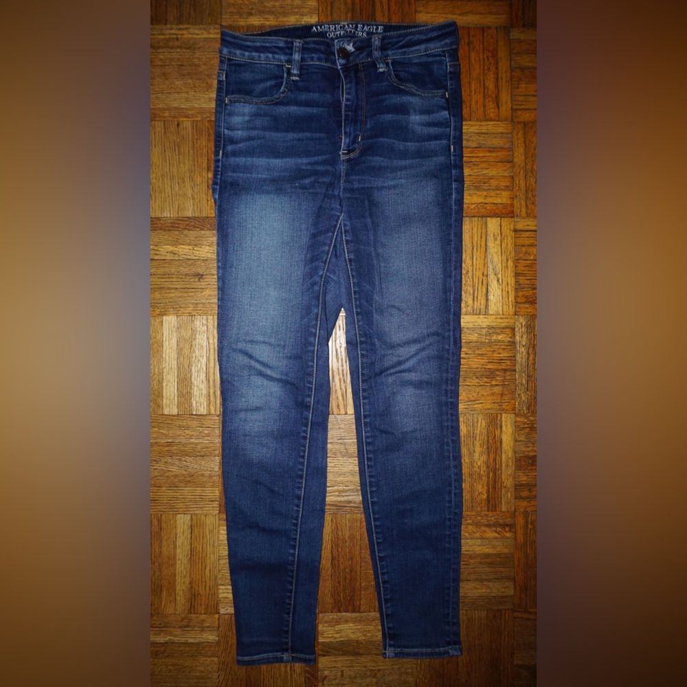 American Eagle Outfitters Super Stretch Blue Jeans